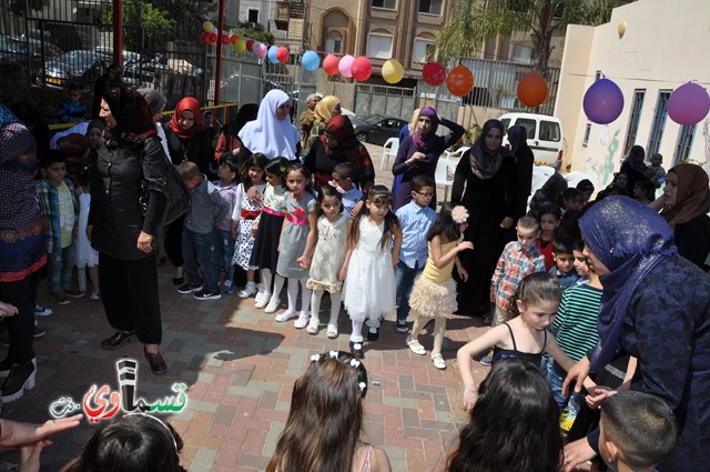 كفرقاسم – فيديو: بساتين الامل, السلام , والمحبة تحتفل بعيد الام على انغام عمو انس وجوقته ..